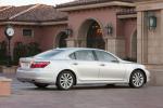 Lexus LS460L 2010 года